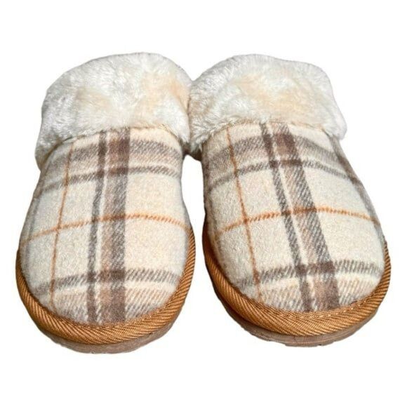 Minnetonka Shar Faux Fur Scuff Tan Brown Plaid Cozy Slip-On Slippers. 9. - Picture 2 of 7